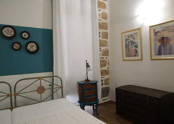 Akti 게스트하우스