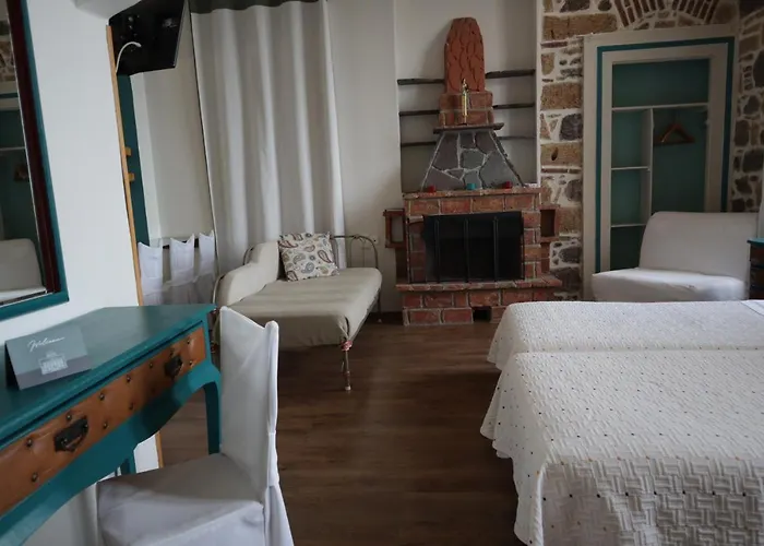 Akti 게스트하우스 *