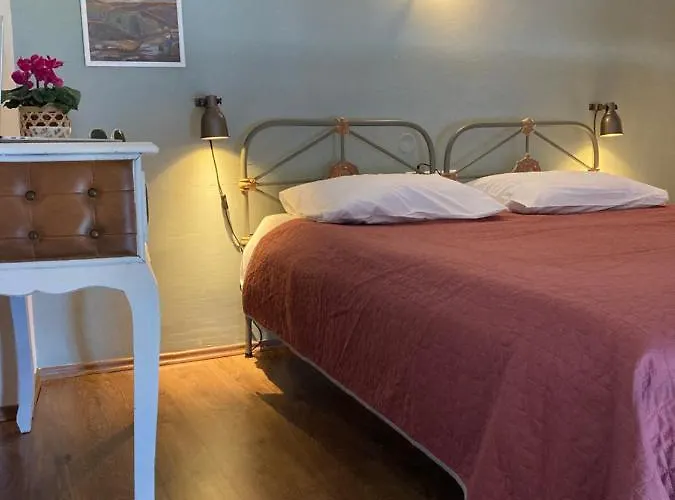 Akti Πανσιόν *