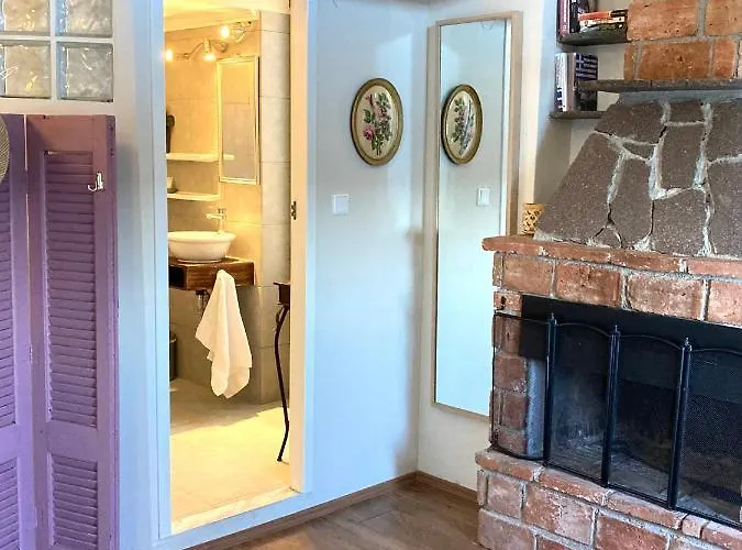 Πανσιόν Akti *