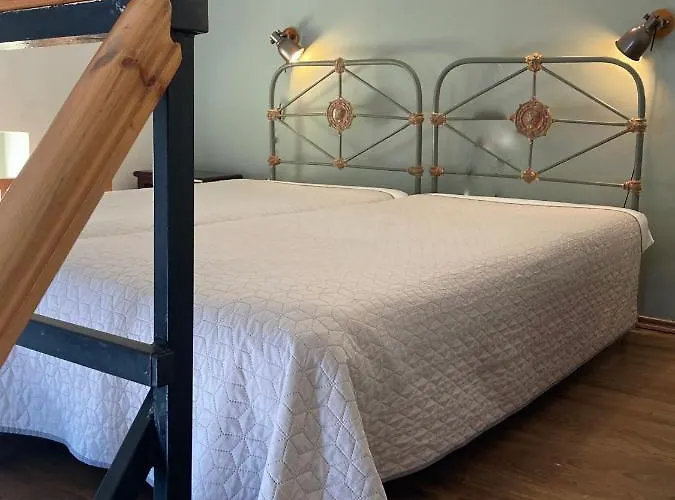 Πανσιόν Akti Μέθανα